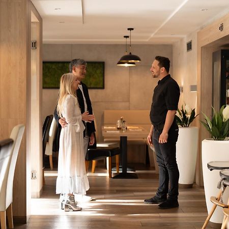 Penzion A Restaurace Bily Mlyn Liberec Dış mekan fotoğraf